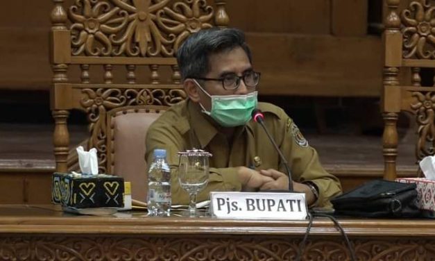 Pjs. Bupati Kutim, Jauhar Effendi Upayakan 2021 Ada Peningkatan Gaji TK2D