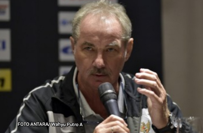 Mantan Pelatih Timnas Indonesia, Alfred Riedl Meninggal Dunia