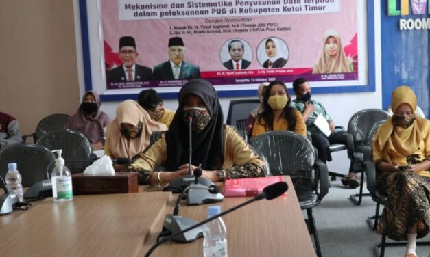 Sosialisasi PUG dan PPRG, Gelaran DPPPA Kutim Hadirkan Tenaga Ahli PUG Secara Daring