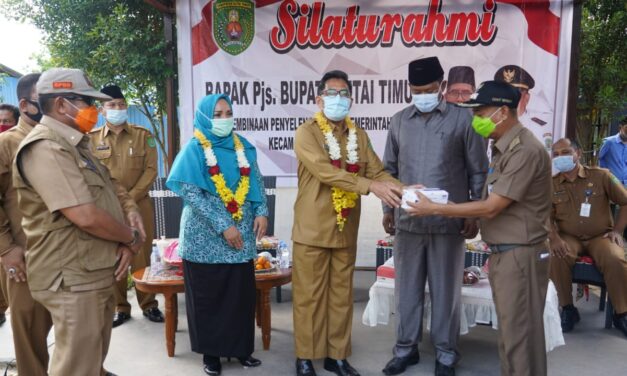 Pjs. Bupati Kutim Lanjutkan Lawatan Ke Bengalon Untuk  Pembinaan Penyelenggaraan Aparatur Pemdes dan Kecamatan