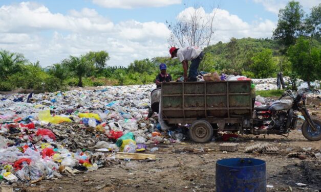 Tempat Sampah Overload, Bau Tak Sedap Dikeluhkan Warga