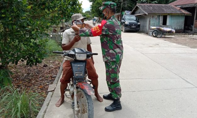 Koramil 0909-05 Muara Bengkal Galakkan Operasi Yustisi Protkes