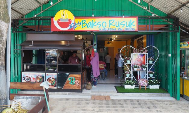 Kuliner Ala Milineal, Bakso Rusuk H Abu Bakar Hadir di Sangatta