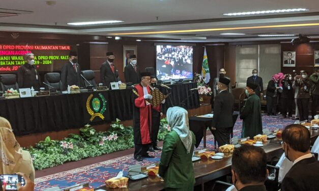 Resmi Jabat Wakil Ketua DPRD Kaltim, Seno Aji Soroti Pembangunan Infrastrukur dan UMKM