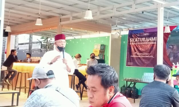 Pererat Silaturahmi Wakil Ketua DPRD Kaltim  Bukber Bareng Jurnalis