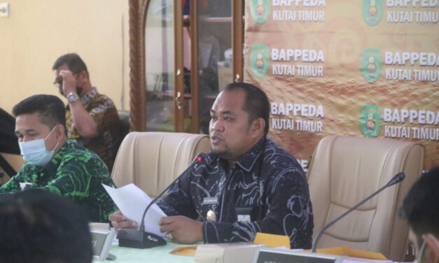 Pemkab Kutim Menggelar Rapat Konsultasi Publik II KLHS RPMJD