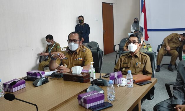 Terapkan PPKM Mikro di Kutim, Penyekatan di Jalan dan Jam Malam Tempat Usaha