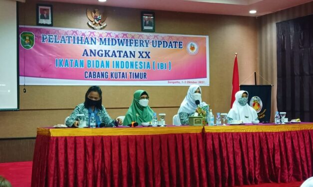 140 Bidan di Kutim Ikuti Pelatihan Midwifery Update