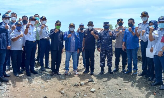 Kasmidi Bulang Optimis Pembangunan Pelabuhan Kenyamukan Selesai Sesuai Target