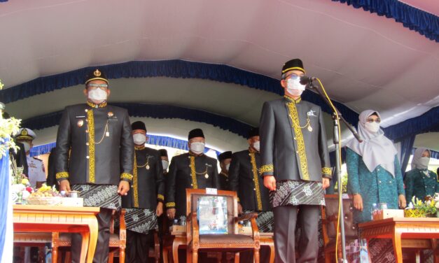 Upacara Peringatan HUT Kutim ke 22, Bupati Ingin Tingkatkan SDM Unggul