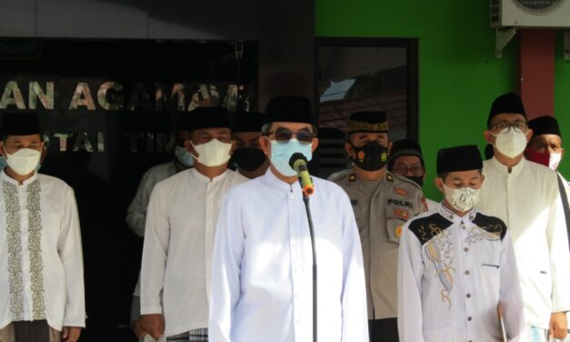 Kemenag Kutim Gelar Peringatan HSN, Bupati Didaulat Jadi Inspektur Upacara