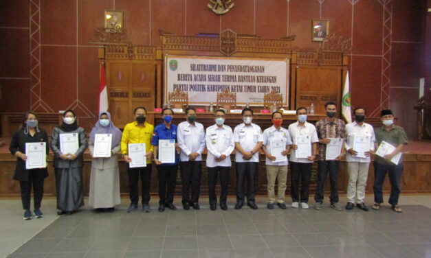 Parpol Peraih Kursi di Kutim Terima Bantuan Keuangan