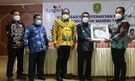 Pemkab Kutim Serahkan SK Pensiunan dan Piagam Penghargaan Untuk 85 PNS Purna Tugas