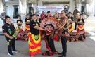 Ikuti Parade Barong Festival Pesisir Kaltim, Kasmidi Lepas Duta Kesenian Mitra Jaranan