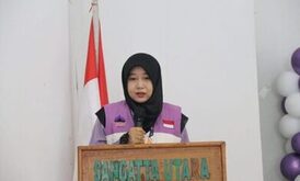 Berbagi Jamaah Jumat Sangatta, Komunitas Ibu-ibu Rumah Tangga Berbagi Untuk Sesama