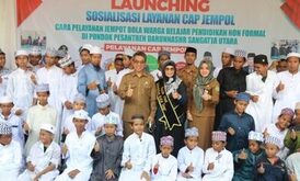 Bupati Kutim Launching Jemput Bola Warga Belajar Program Pendidikan Non Formal