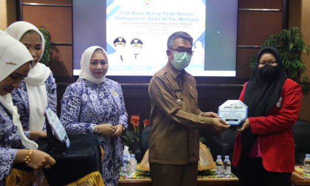 Kembangkan Kreatifitas Pengusaha Pemula, IWAPI Kutim Gelar Talk Show Starup To Be Success Entrepreneur Spirit Of The Millenial,