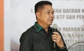 Joni dan Anggota DPRD Kutim Sosialisasikan Perda Tentang KTP dan Penyelengaraan Ketenagakerjaan di Bengalon