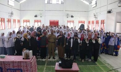 PPTI Kutim Bersama Kader PMO Berikan Penyuluhan Tentang Penyakit TBC di SMANSA Sangatta Utara