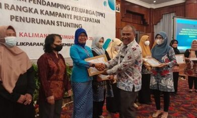 2 Orang TPK Kutim Raih Prestasi Sebagai Pendampingan Keluarga Beresiko Stunting