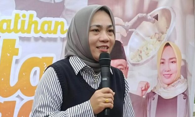 Buka Pelatihan Tata Boga, Asti Harap Peserta Dapat Meningkatkan Keterampilannya