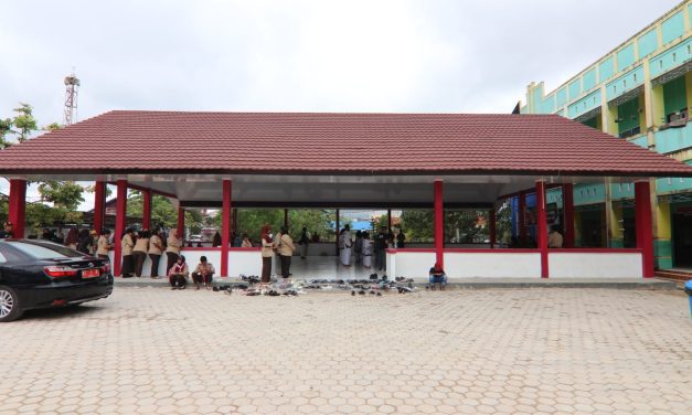 Apresiasi Aula Serba Guna SDN 011 Sangatta Utara, Wabup Kasmidi Ingin Ada di Tiap Sekolah