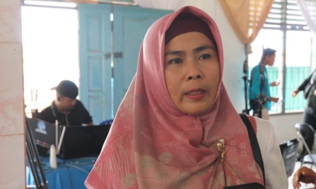 Tingkatkan Populasi Hewan Ternak Sapi, DTPHP Kutim Lakukan Inseminasi Buatan