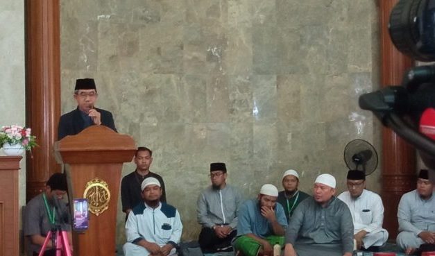 Songsong Bulan Ramadhan, Bupati Ardiansyah Hadiri Tabligh Akbar di Masjid Agung Al Faruq Bukit Pelangi
