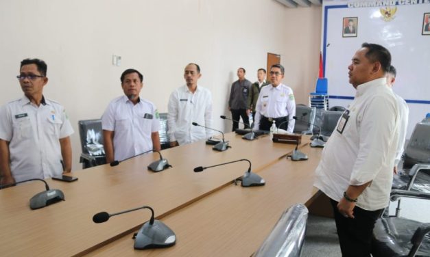Tingkatkan Kualitas Pelaporan Keuangan Pemerintah, Bupati Kutim Ikuti Koordinasi Pemeriksaan LKKL dan LKPD Tahun 2022 Melalui Zoom Meeting