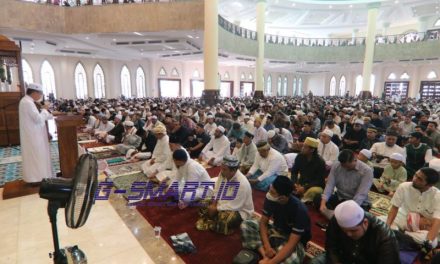 Shalat Ied di Masjid Agung Al Faruq Sangatta di Ikuti Puluhan Ribu Umat Muslim
