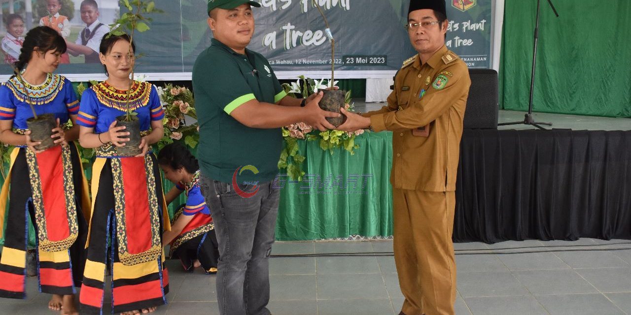 Bersama DSN Group dan Yayasan Dharma Satya Nusantara Utama, Kecamatan Muara Wahau Tanam 1000 Pohon