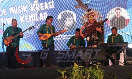 Kolaborasi Musik Modern, Sampe Dayak, Tingkilan Serta Gendang, lagu Sungai Sangatta Juara III di Festival Musik Kreasi Daerah