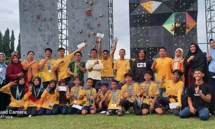 Ketua Harian FPTI Kutim Silaturahmi Sekaligus Pemberian Bonus Untuk Atlet Peraih Medali di Kejurprov Kaltim
