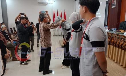 Lepas Mahasiswa STIE Nusantara KKN, Bupati Ardiansyah Harap Bisa Berkontribusi di Masyarakat