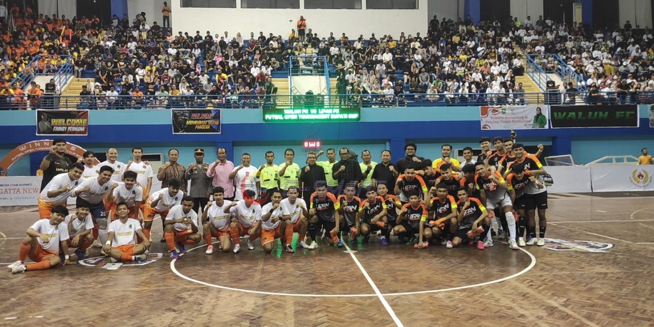Kalahkan Lipan FC di Final, Waluh FC Juara Futsal Open Tournamen Bupati Cup Kutim 2023