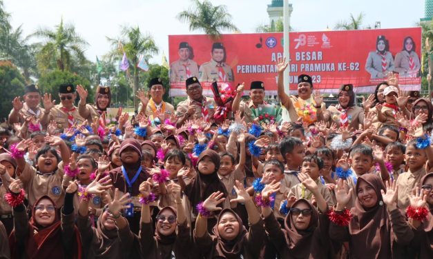 Apel Peringatan Hari Pramuka Ke-62 di Kutim di Rangkai Pemberian Sejumlah Penghargaan