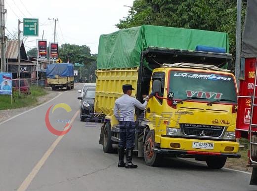 Rajia ODOL di Simpang 3 Perdau, Jaring 41 Unit Kendaraan Angkutan Barang