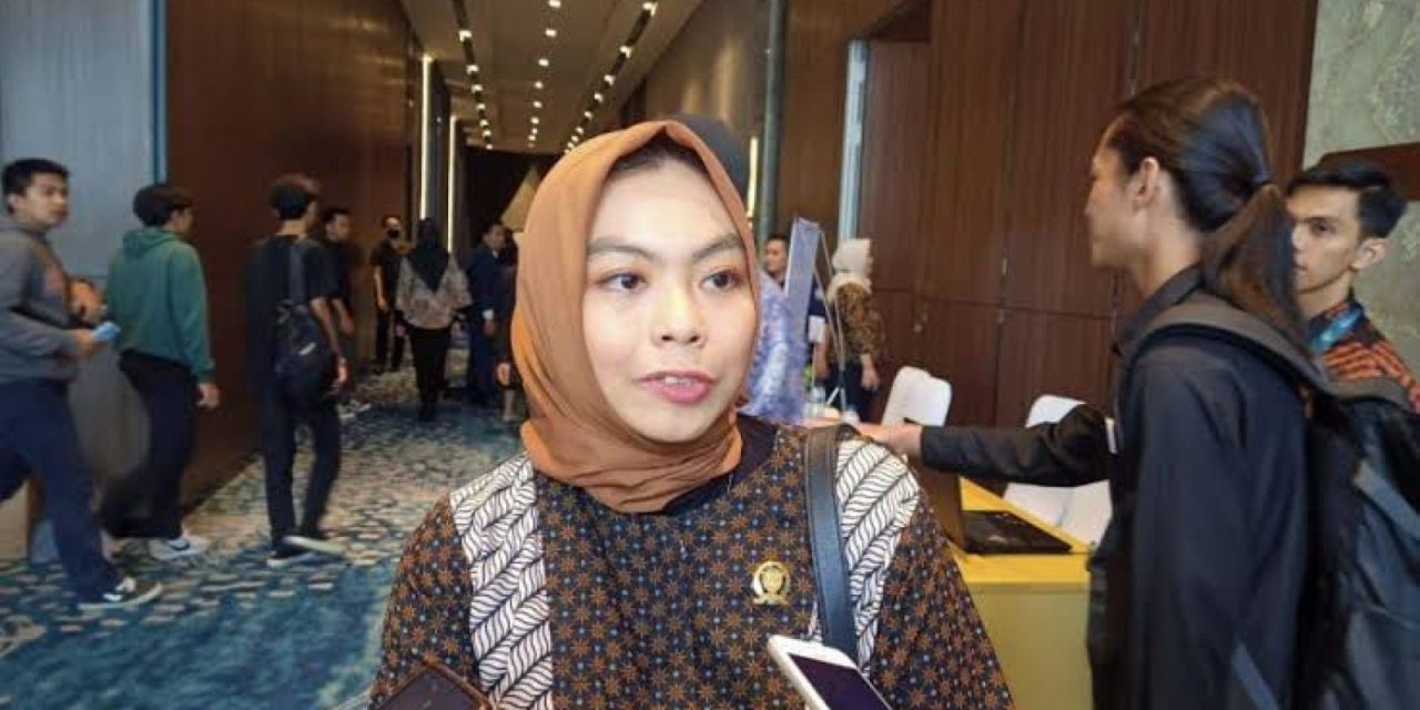 Siti Rizky Amalia Dorong Peningkatan PAD melalui Pengelolaan Sungai Karang Mumus
