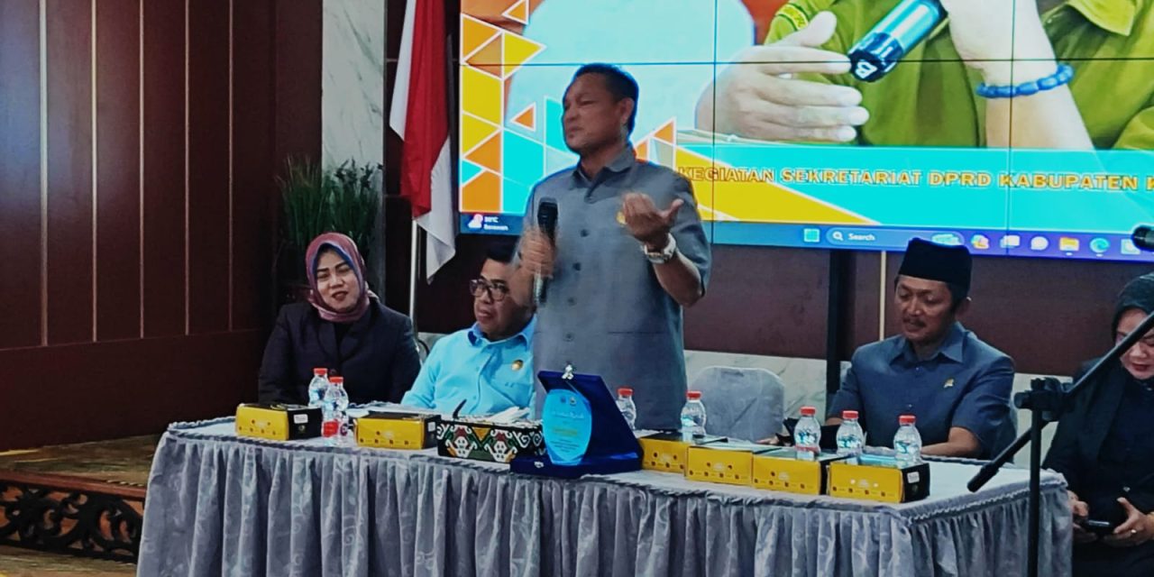 DPRD Kutim Di Kunjungi Siswa SMPN 1 Ranpul, Yan Sampaikan Tupoksi Anggota Dewan