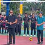Buka Turnamen Bola Volly Camat Sangkulirang Cup II 2024, Wabup Kasmidi Tambah Hadiah 