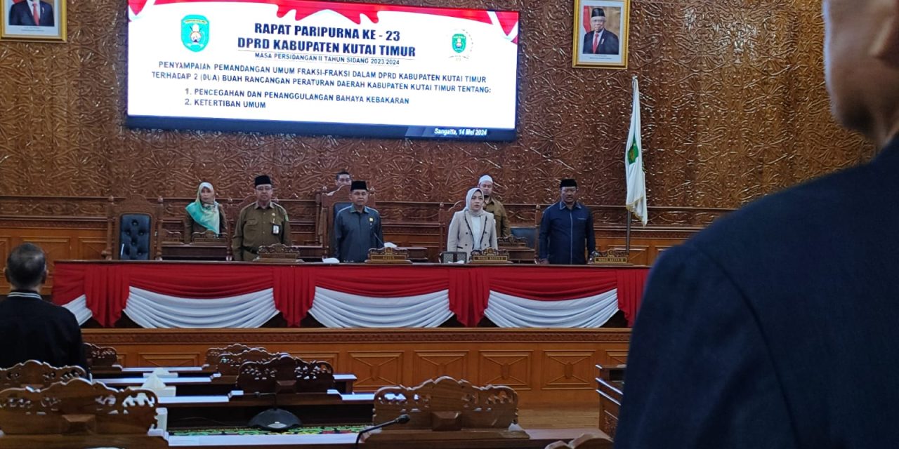 Asisten Pamkesra Hadiri Pandangan Fraksi DPRD Terhadap Raperda Pencegahan dan Penanggulangan Bahaya Kebakaran Serta Ketertiban Umum