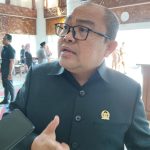 Terkait Tapal Batas, dr Novel Ingin Masyarakat Kampung Sidrap Diberikan Perhatian Serius