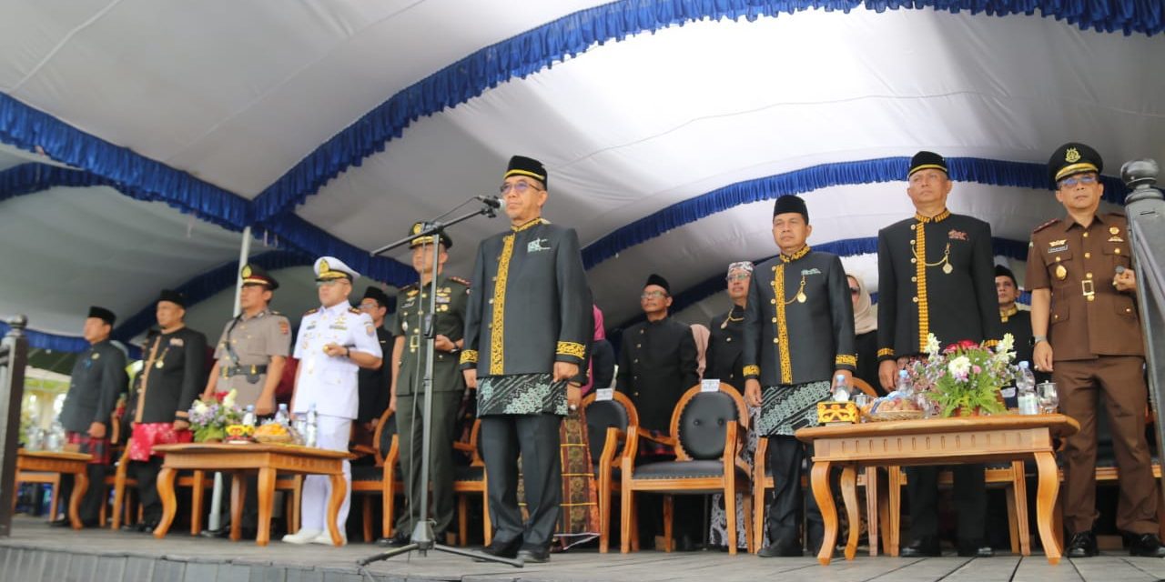 Pimpin Upacara Hardiknas 2024, Bupati Ardiansyah Sampaikan Pesan Penting Mendikbudristek