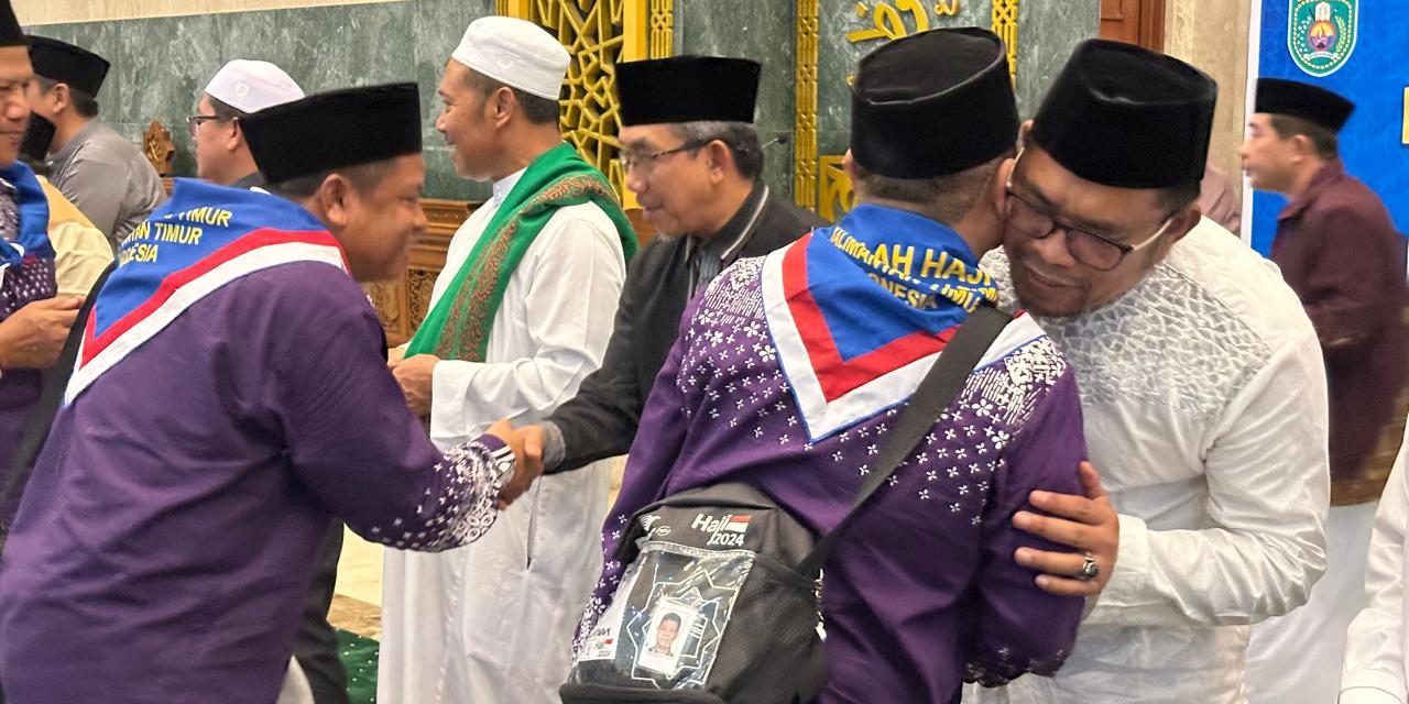 Bupati dan Wabup Kutim Lepas 201 Jamaah Haji Asal Kutim Kloter 19 di Masjid Al Faruq Sangatta