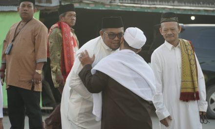 Shalat Ied di Masjid At Taubah Sangsel, Wabup Kasmidi : Idul Adha Memiliki Makna Spiritual dan Sosial