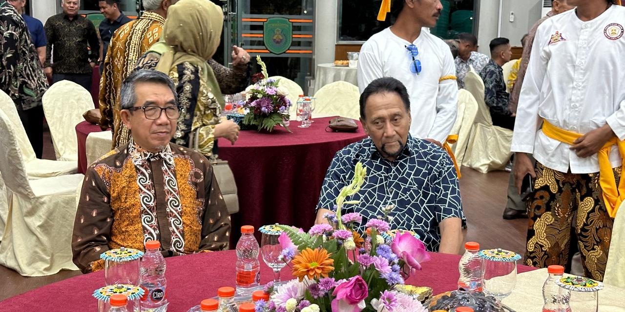 Bupati Kutim Gelar Malam Silaturahmi dan Ramah Tamah Bersama Sultan Kutai Kartanegara Ing Martadipura