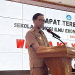 STIE Nusantara Sangatta Wisuda 129 Mahasiswa, Pjs Bupati Kutim : Tingkatkan Pengetahuan, Persaingan Semakin Ketat