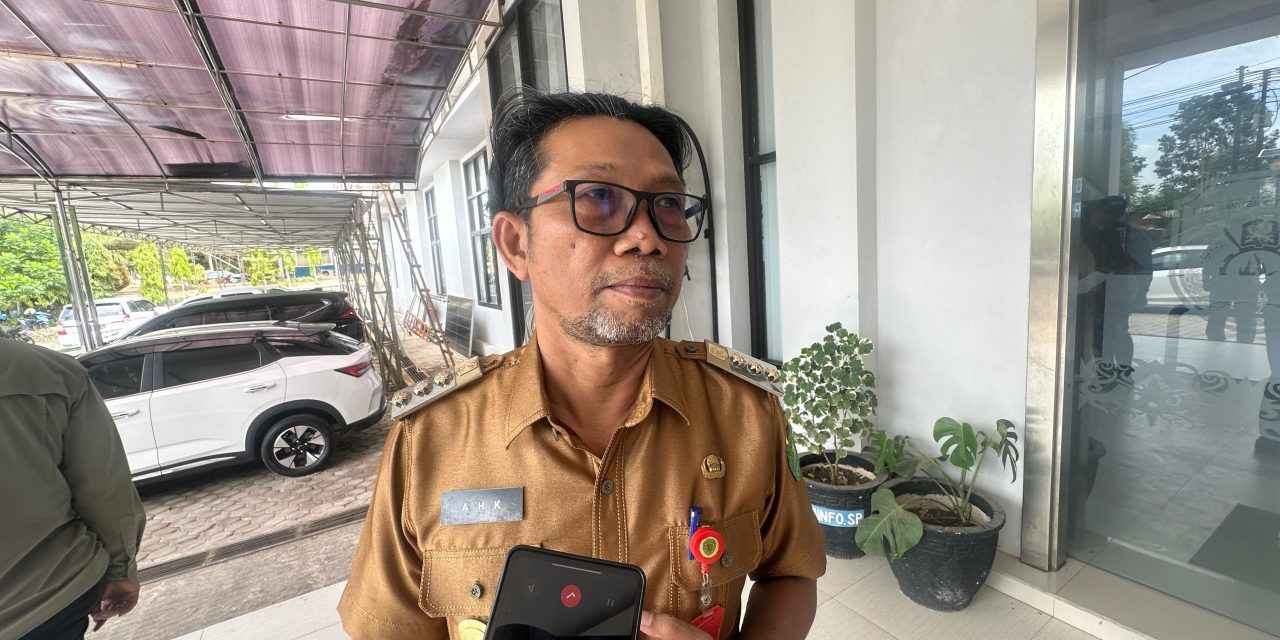 Bahas Evaluasi Kinerja Pimpinan Daerah se Kaltim, Pjs Bupati Kutim AHK Rapat Bersama Pj Gubernur Via Zoom