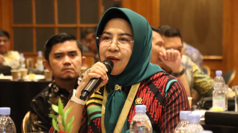 Syarifatul Dorong Pendidikan Berkeadilan di Berau Melalui Teknologi