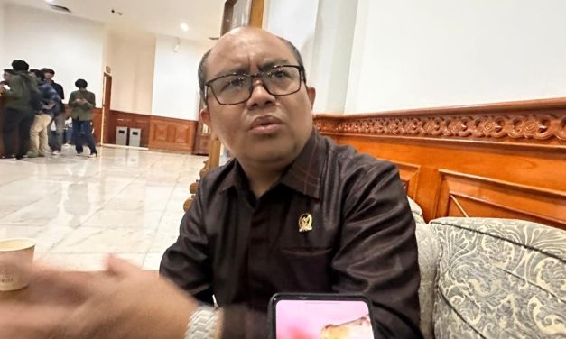 dr Novel Minta Pemerintah Gencar Sosialisasikan Program Beasiswa